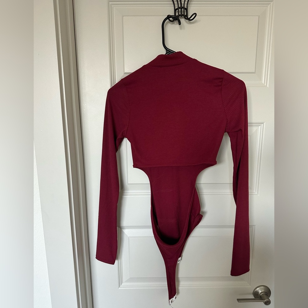 Lulus Ribbed Cut Out Bodysuit - Picture 5 of 6